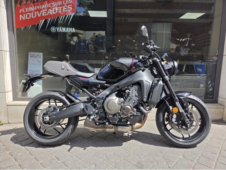 YAMAHA XSR 900