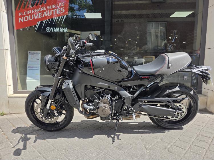 YAMAHA XSR 900