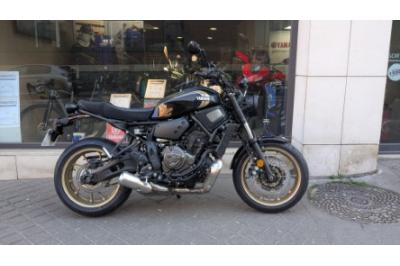 YAMAHA XSR 700